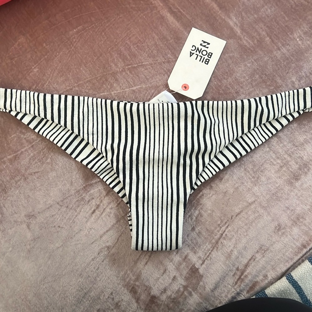 NWT BILLABONG  LONG RIDE TANGA BIKINI BOTTOMS
